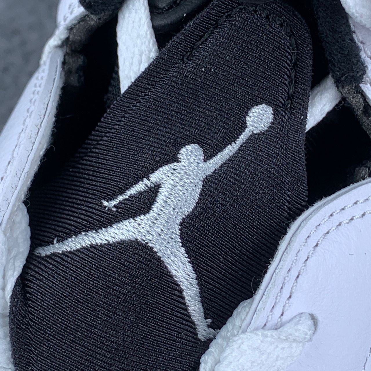 Air Jordan 6 Retro 'Reverse Oreo'