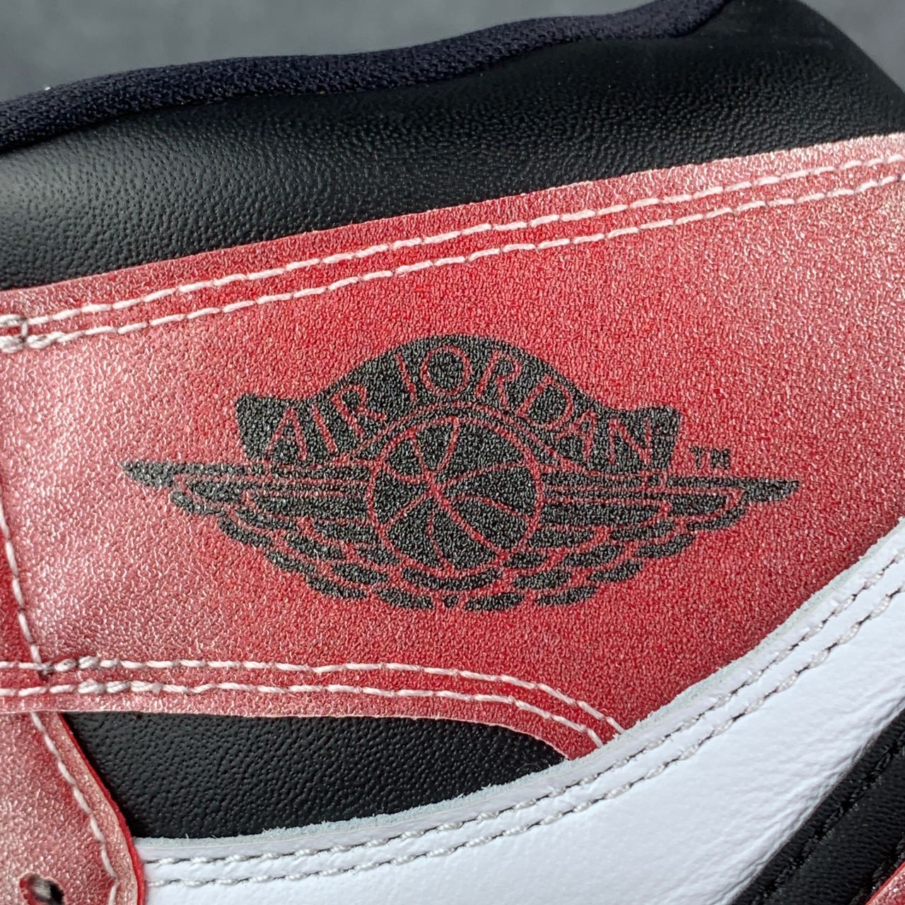 Trophy Room x Air Jordan 1 High OG SP 'Chicago'